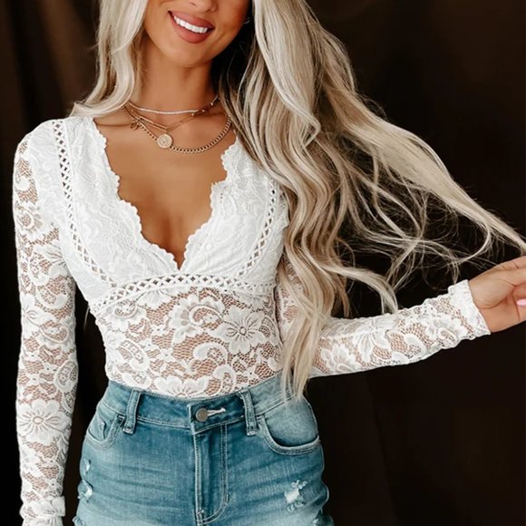 White Lace Deep V Neck Long Sleeve Bodysuit - Picture 4 of 9